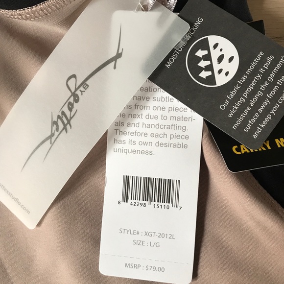 Work Out in Style Gottex Leggings w Mesh Inserts - Picture 4 of 6